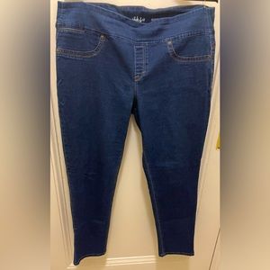 Style & Co women’s curvy jeans Size 14